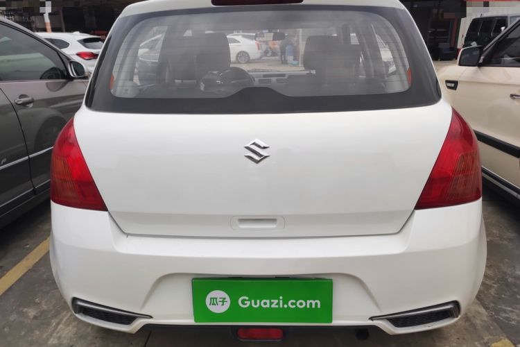 Used Suzuki Swift 2013 1.3L Manual Value Edition Exterior 4