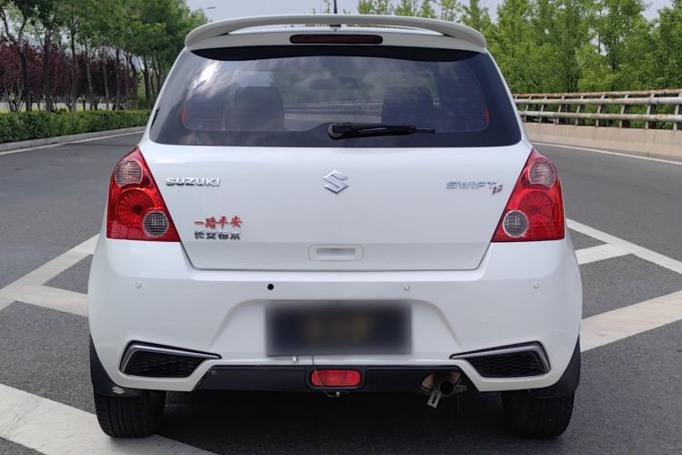 Used Suzuki Swift 2013 1.5L Manual Standard Edition Exterior 5