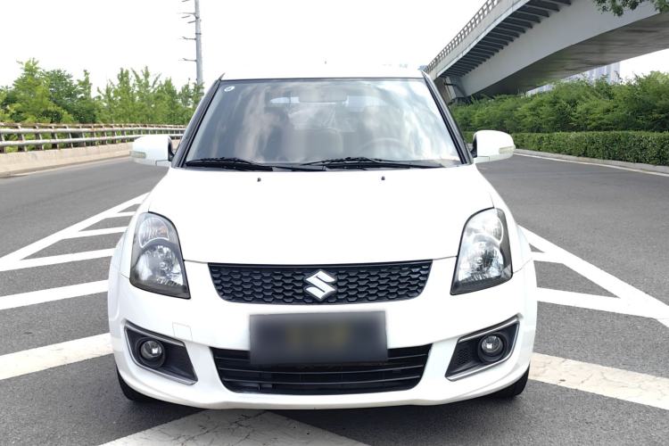 Used Suzuki Swift 2013 1.5L Manual Standard Edition Exterior 8