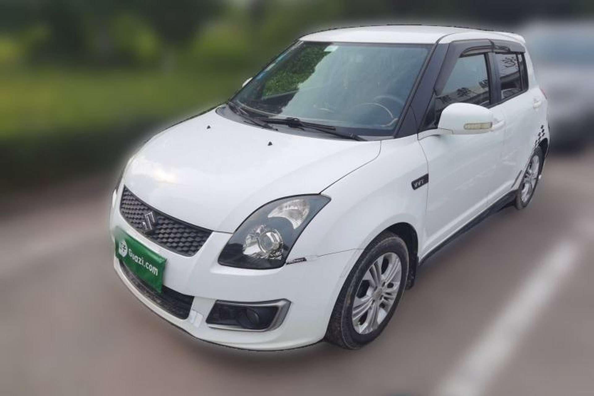 Used Suzuki Swift 2013 1.5L Manual Sport Edition Front Left 45 Deg