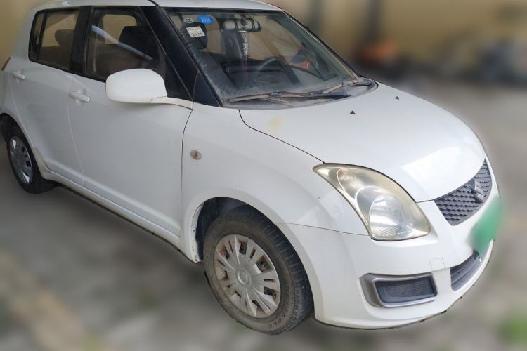 Used Suzuki Swift 2013 1.3L Manual Value Edition Front Right 45 Deg