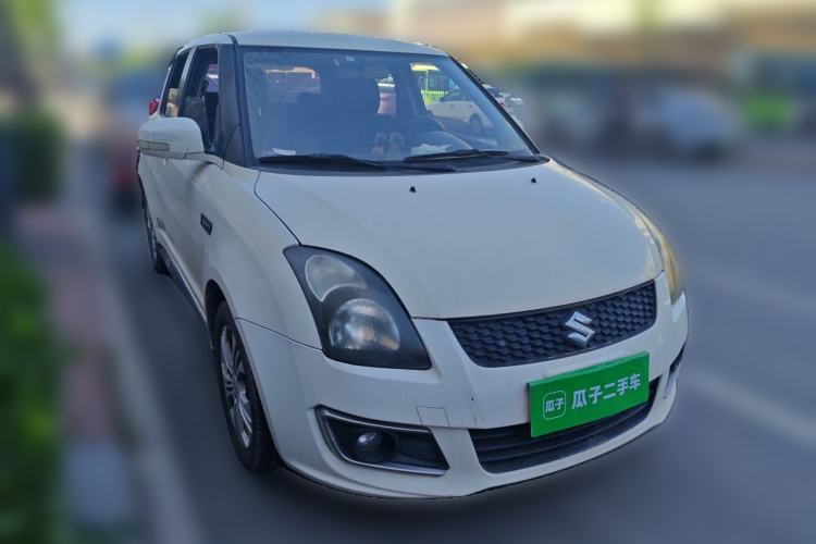 Used Suzuki Swift 2013 1.5L Manual Standard Edition Front Right 45 Deg