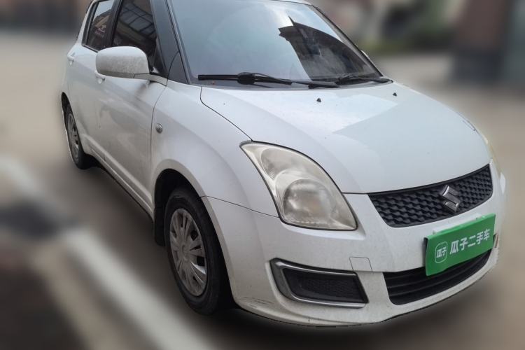 Used Suzuki Swift 2013 1.3L Manual Value Edition Front Right 45 Deg