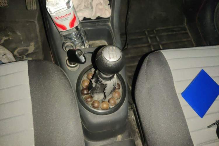 Used Suzuki Swift 2013 1.3L Manual Value Edition Gear Lever