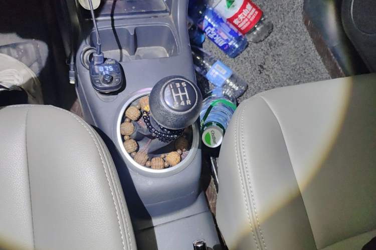 Used Suzuki Swift 2013 1.5L Manual 20th Anniversary Limited Edition Gear Lever
