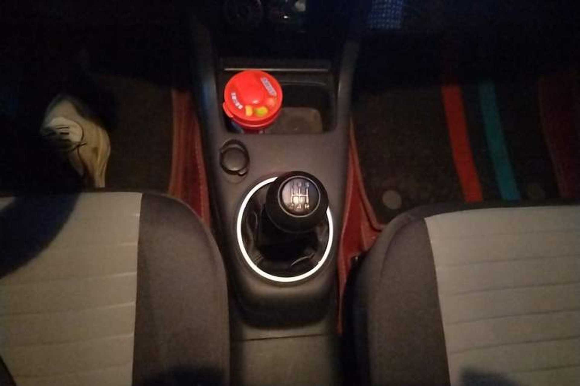 Used Suzuki Swift 2013 1.3L Manual Value Edition Gear Lever