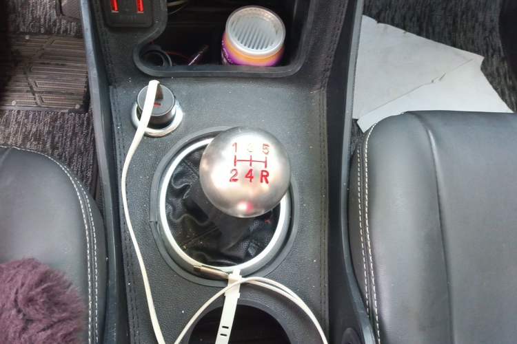 Used Suzuki Swift 2013 1.5L Manual Standard Edition Gear Lever