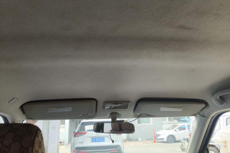 Used Suzuki Swift 2013 1.3L Manual Value Edition Headliner