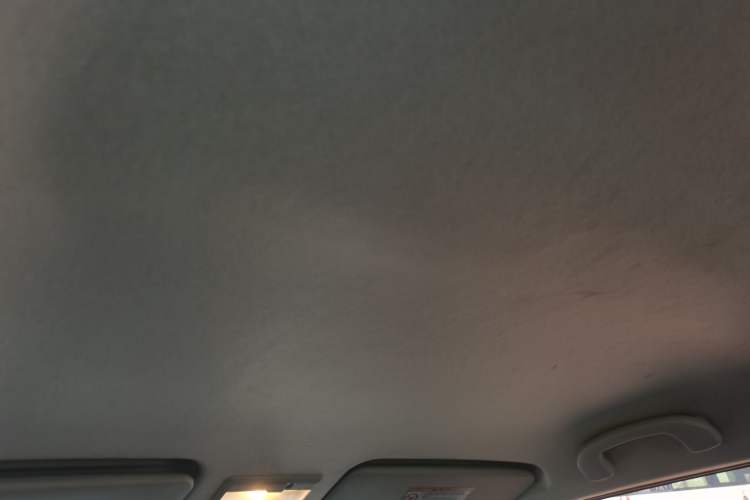 Used Suzuki Swift 2013 1.3L Manual Value Edition Headliner