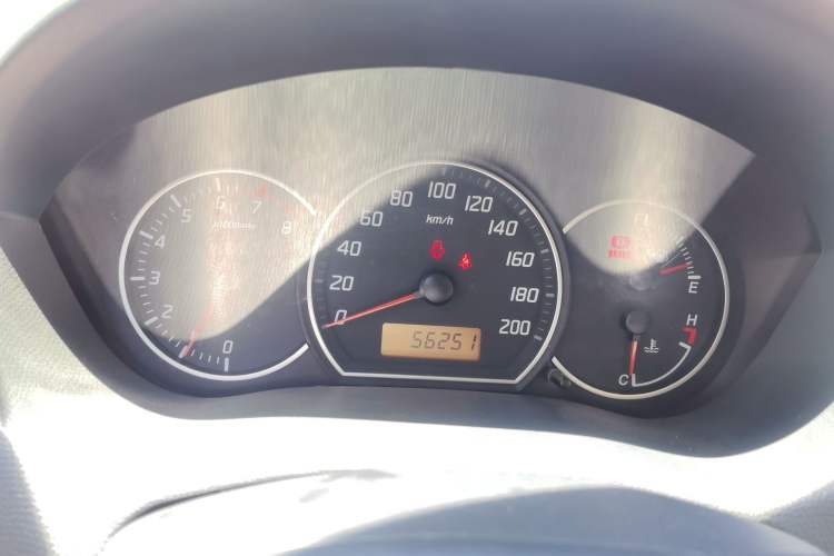 Used Suzuki Swift 2013 1.3L Manual Value Edition Instrument Cluster