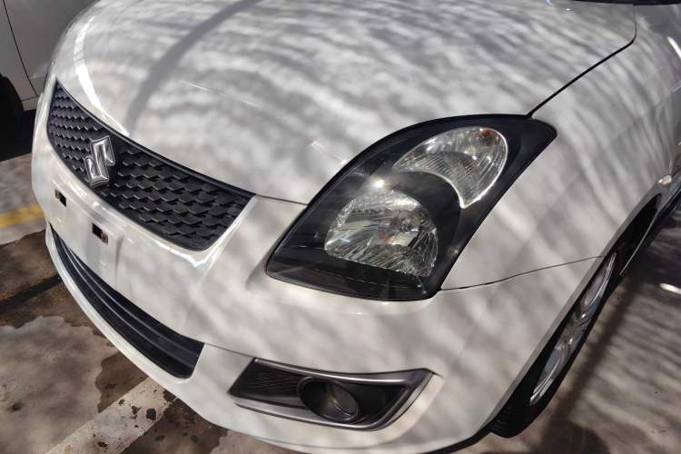 Used Suzuki Swift 2013 1.5L Manual Standard Edition Left Front Headlight