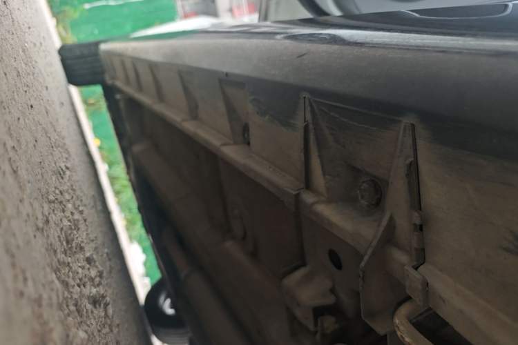 Used Suzuki Swift 2013 1.5L Automatic Standard Edition Left Side Sill
