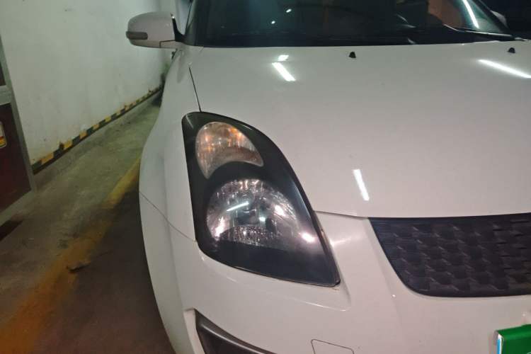 Used Suzuki Swift 2013 1.5L Manual Sport Edition Right Front Headlight