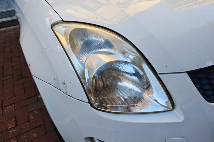 Used Suzuki Swift 2013 1.3L Manual Value Edition Right Front Headlight
