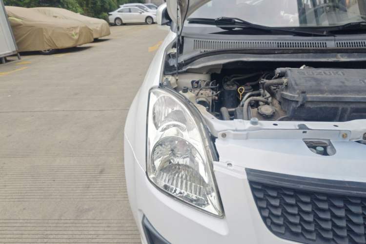 Used Suzuki Swift 2013 1.3L Manual Value Edition Right Front Headlight