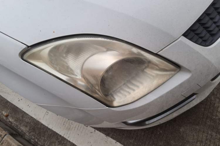 Used Suzuki Swift 2013 1.3L Manual Value Edition Right Front Headlight