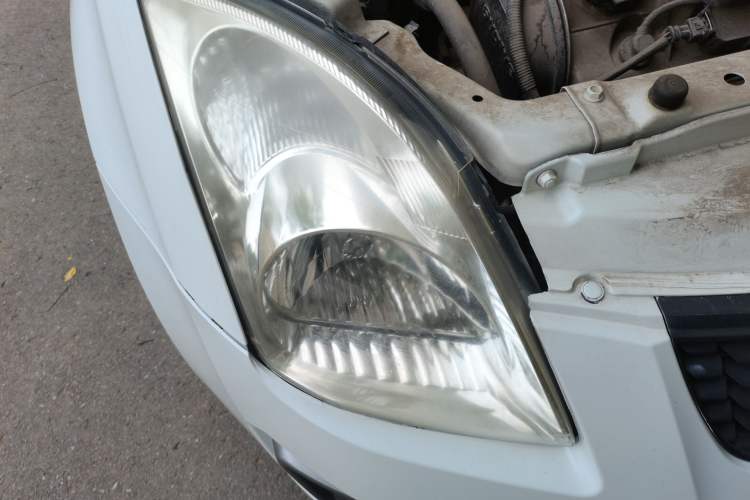 Used Suzuki Swift 2013 1.3L Manual Value Edition Right Front Headlight