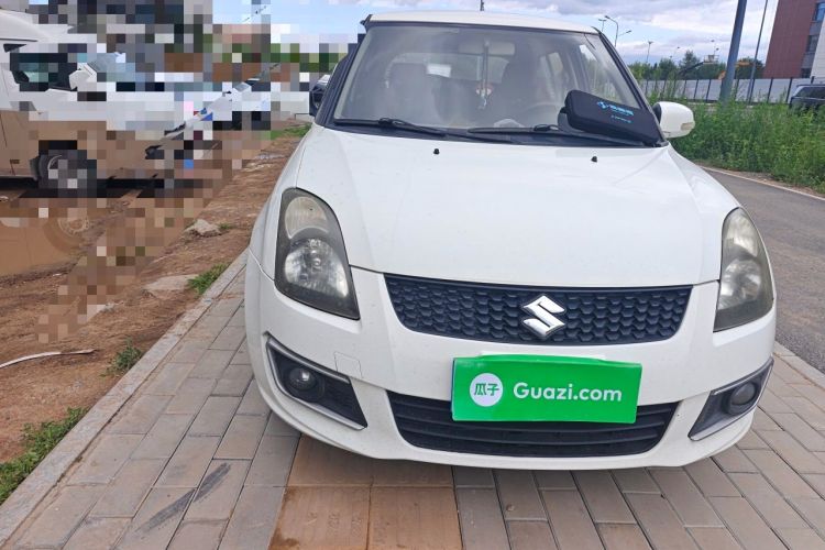 Used Suzuki Swift 2013 1.5L Manual Standard Edition Right Front Headlight