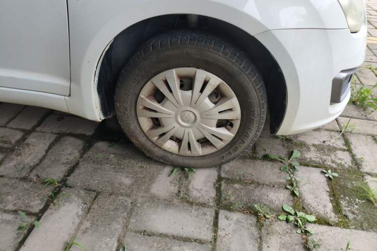 Used Suzuki Swift 2013 1.3L Manual Value Edition Right Front Wheel Hub