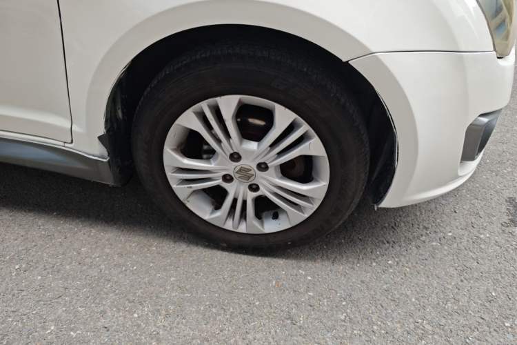Used Suzuki Swift 2013 1.5L Manual Standard Edition Right Front Wheel Hub