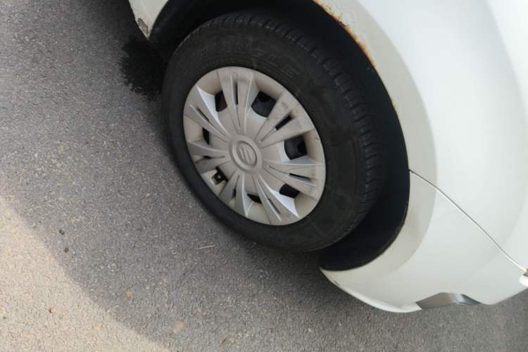 Used Suzuki Swift 2013 1.3L Manual Value Edition Right Front Wheel Hub