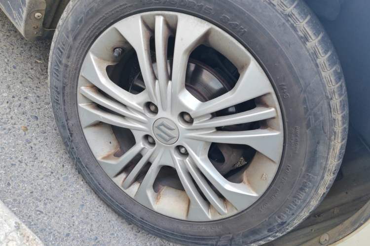 Used Suzuki Swift 2013 1.5L Manual Standard Edition Right Front Wheel Hub