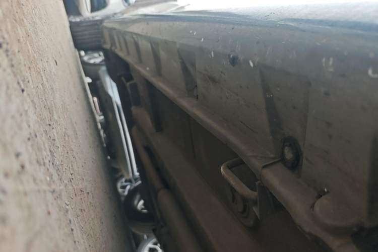Used Suzuki Swift 2013 1.5L Automatic Standard Edition Right Side Sill