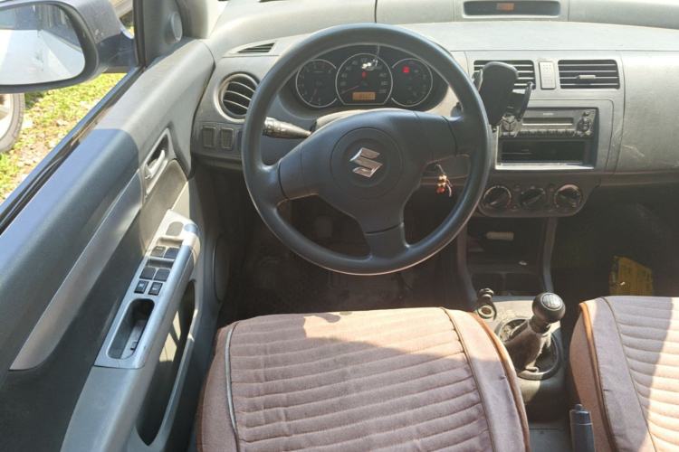 Used Suzuki Swift 2013 1.3L Manual Value Edition Steering Wheel