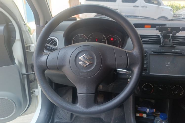 Used Suzuki Swift 2013 1.5L Manual Standard Edition Steering Wheel