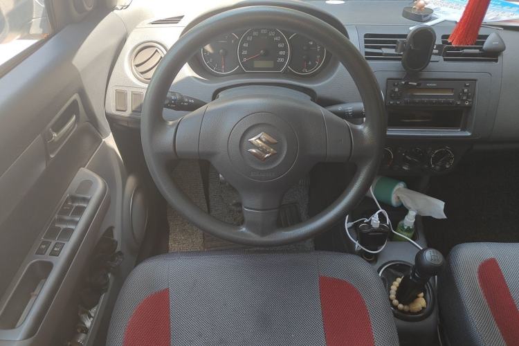 Used Suzuki Swift 2013 1.3L Manual Value Edition Steering Wheel