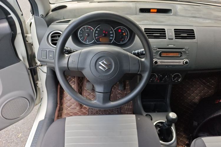 Used Suzuki Swift 2013 1.5L Manual Standard Edition Steering Wheel