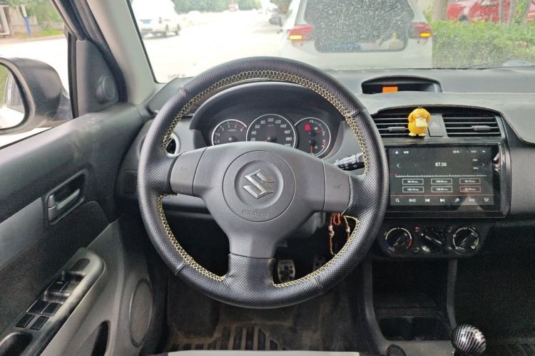Used Suzuki Swift 2013 1.5L Manual Standard Edition Steering Wheel