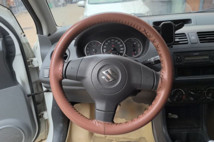 Used Suzuki Swift 2013 1.3L Manual Value Edition Steering Wheel