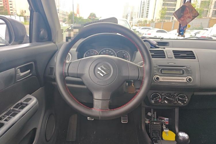Used Suzuki Swift 2013 1.5L Manual Standard Edition Steering Wheel