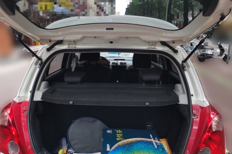 Used Suzuki Swift 2013 1.5L Automatic Standard Edition Trunk