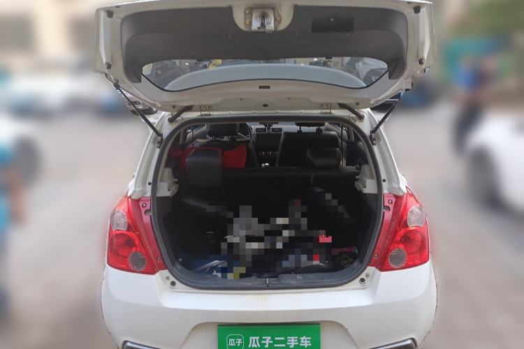 Used Suzuki Swift 2013 1.5L Manual Standard Edition Trunk