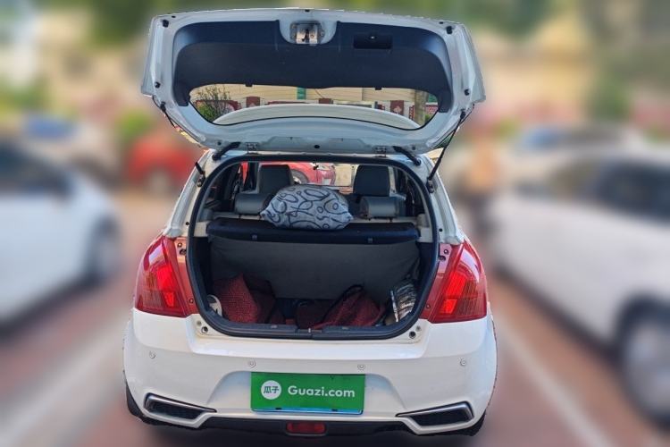 Used Suzuki Swift 2013 1.3L Manual Value Edition Trunk