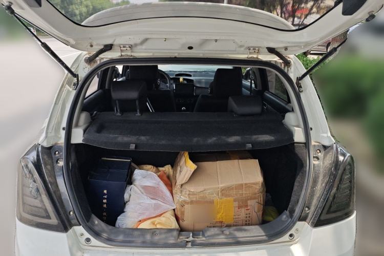 Used Suzuki Swift 2013 1.5L Manual Standard Edition Trunk