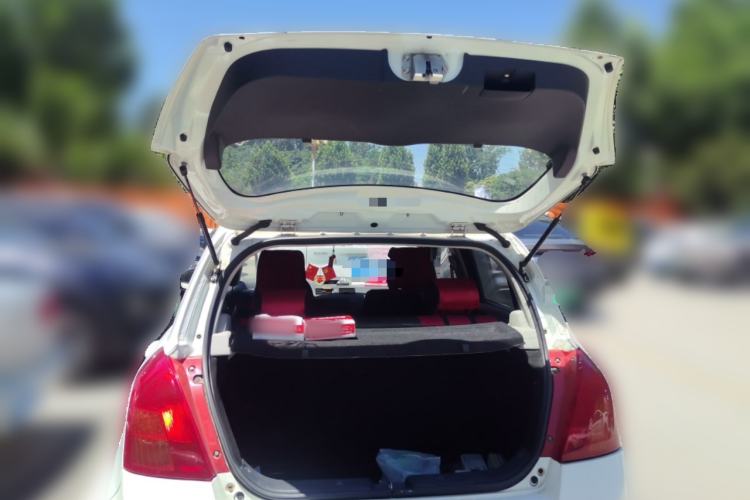 Used Suzuki Swift 2013 1.3L Manual Value Edition Trunk