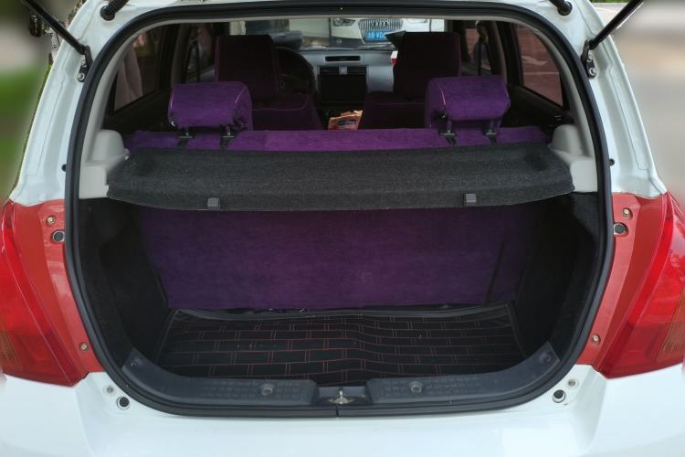 Used Suzuki Swift 2013 1.3L Manual Value Edition Trunk