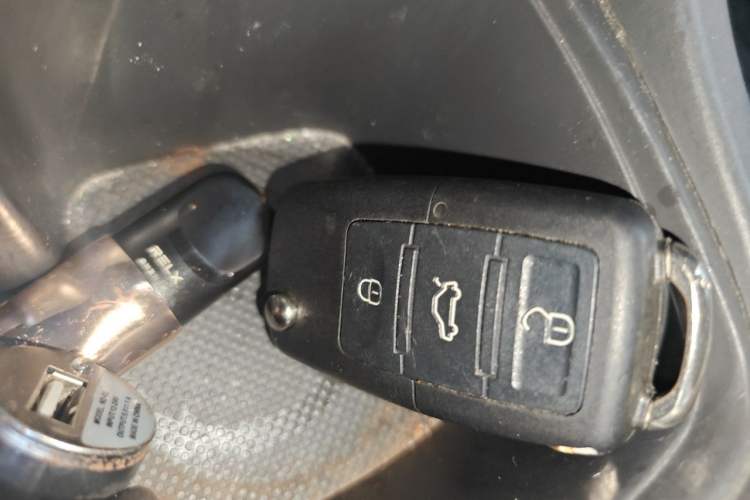 Used Suzuki Swift 2013 1.5L Automatic Standard Edition Vehicle Key