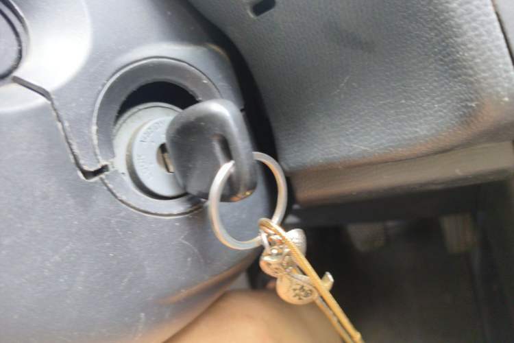 Used Suzuki Swift 2013 1.3L Manual Value Edition Vehicle Key