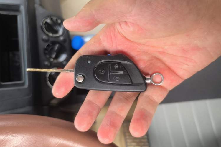 Used Suzuki Swift 2013 1.3L Manual Value Edition Vehicle Key
