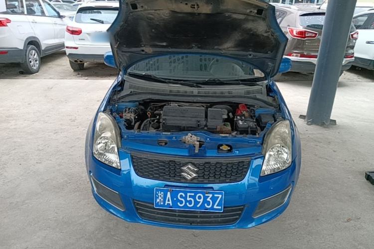 Used Suzuki Swift 2014 1.3L Manual Standard Edition Engine Bay