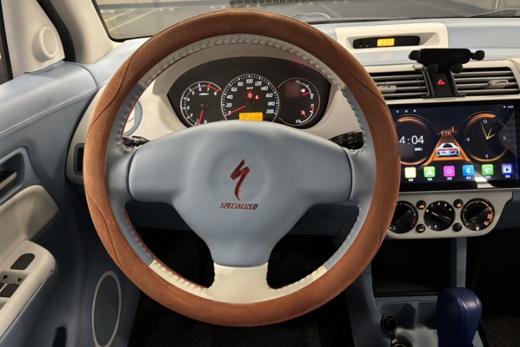 Used Suzuki Swift 2014 1.5L Automatic Fashion Edition Interior 10