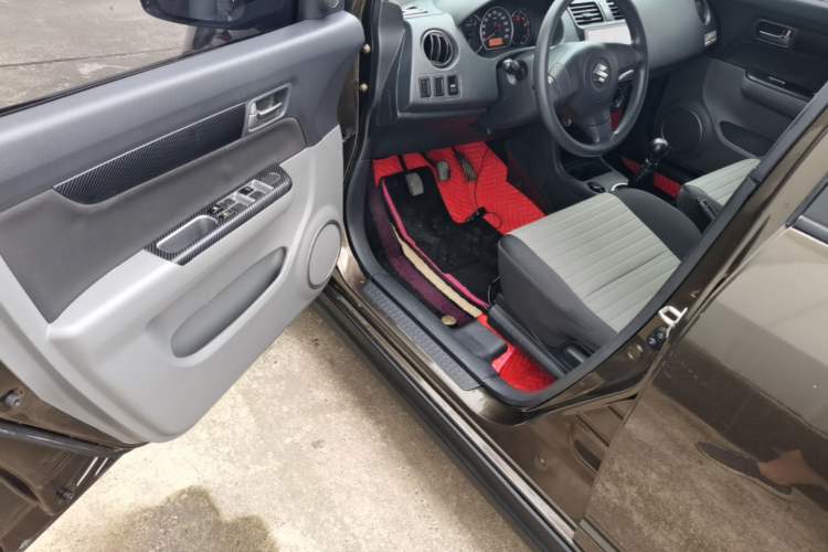 Used Suzuki Swift 2014 1.3L Manual Standard Edition Driver Seat
