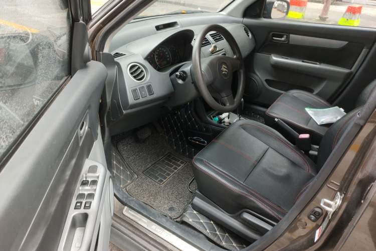 Used Suzuki Swift 2014 1.5L Automatic Fashion Edition Driver Seat