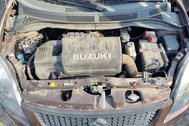 Used Suzuki Swift 2014 1.5L Automatic Fashion Edition Engine Bay