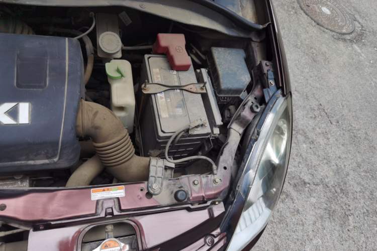 Used Suzuki Swift 2014 1.5L Automatic Fashion Edition Engine Bay Left