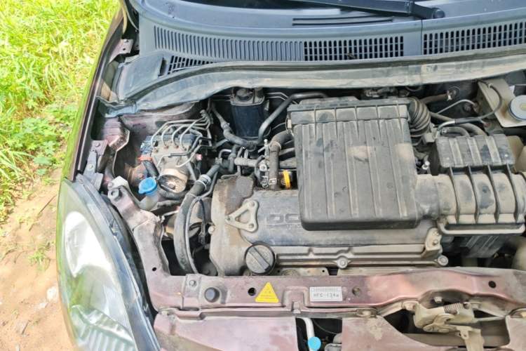 Used Suzuki Swift 2014 1.5L Automatic Fashion Edition Engine Bay Right